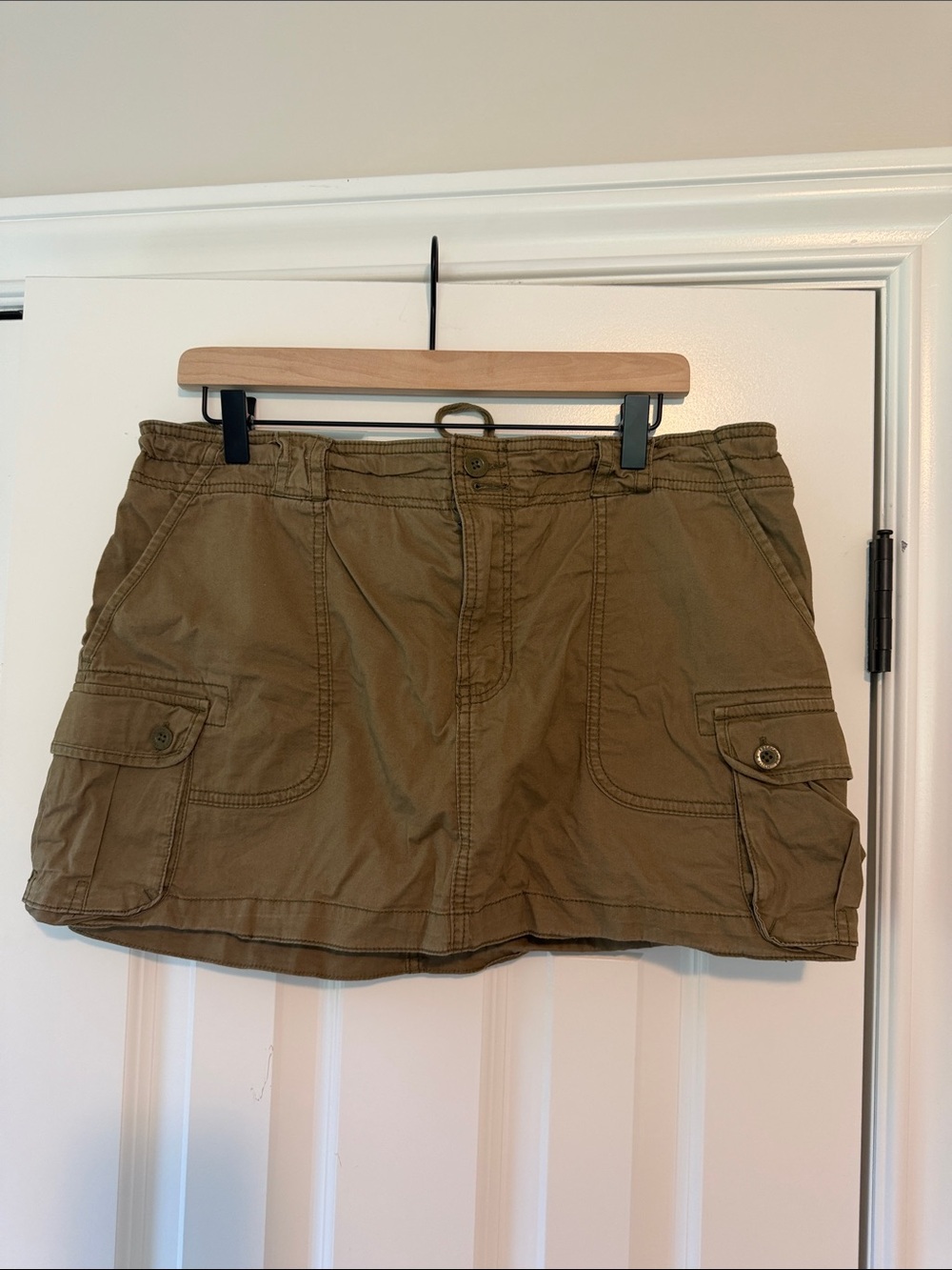 Abercrombie & Fitch Olive Green Casual Skirt